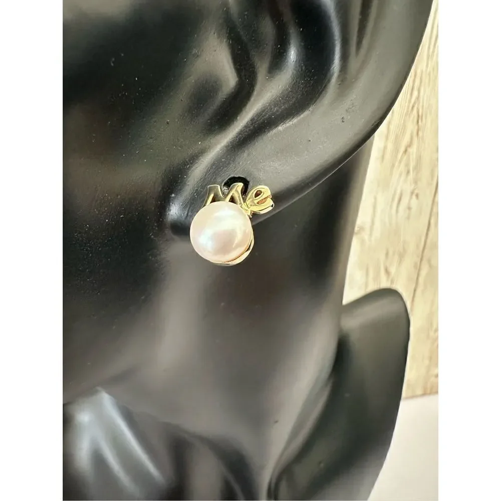 KISS ME 925 Sterling Silver stud earrings